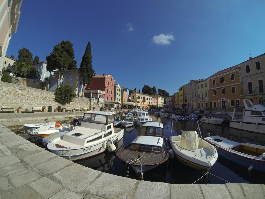 Bed&Breakfast Saturn Veli Lošinj Exterior foto