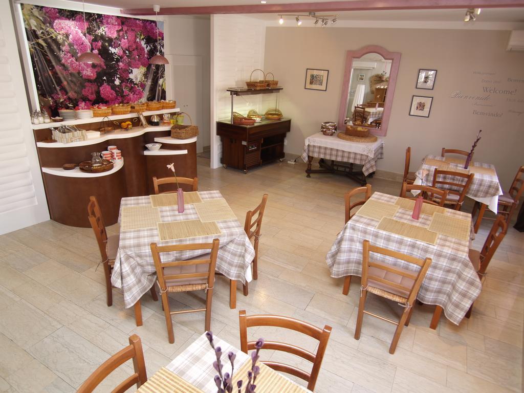 Bed&Breakfast Saturn Veli Lošinj Exterior foto